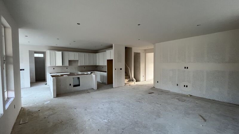 File:LivingRoom01E.jpeg